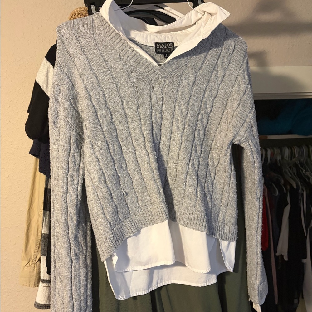 Light Gray Cable Knit V-Neck Sweater